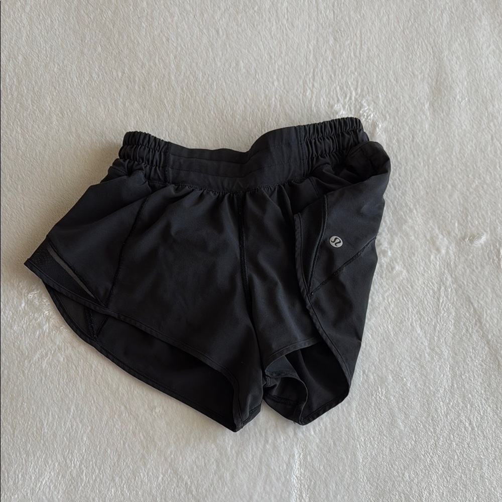 Hotty hot low-rise lined short 2.5 black size 2
